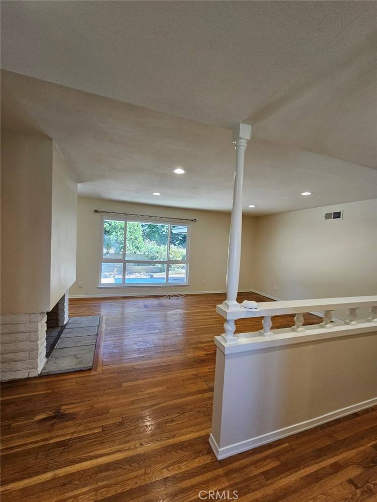 Fullerton, CA 92833,1632 Canyon DR