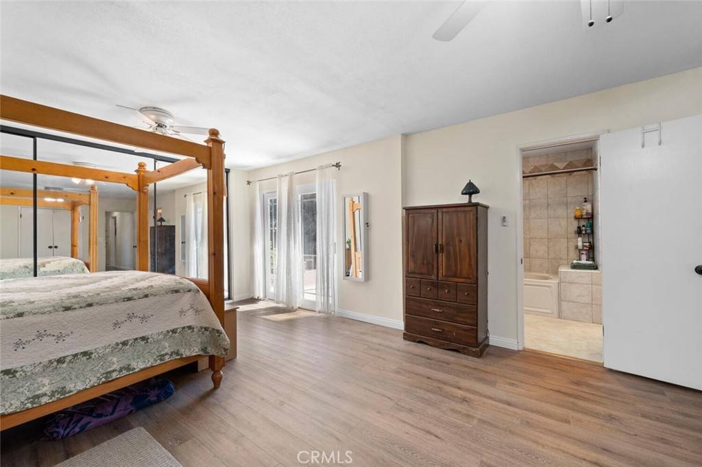 10392 Oakhaven DR Stanton, CA 90680