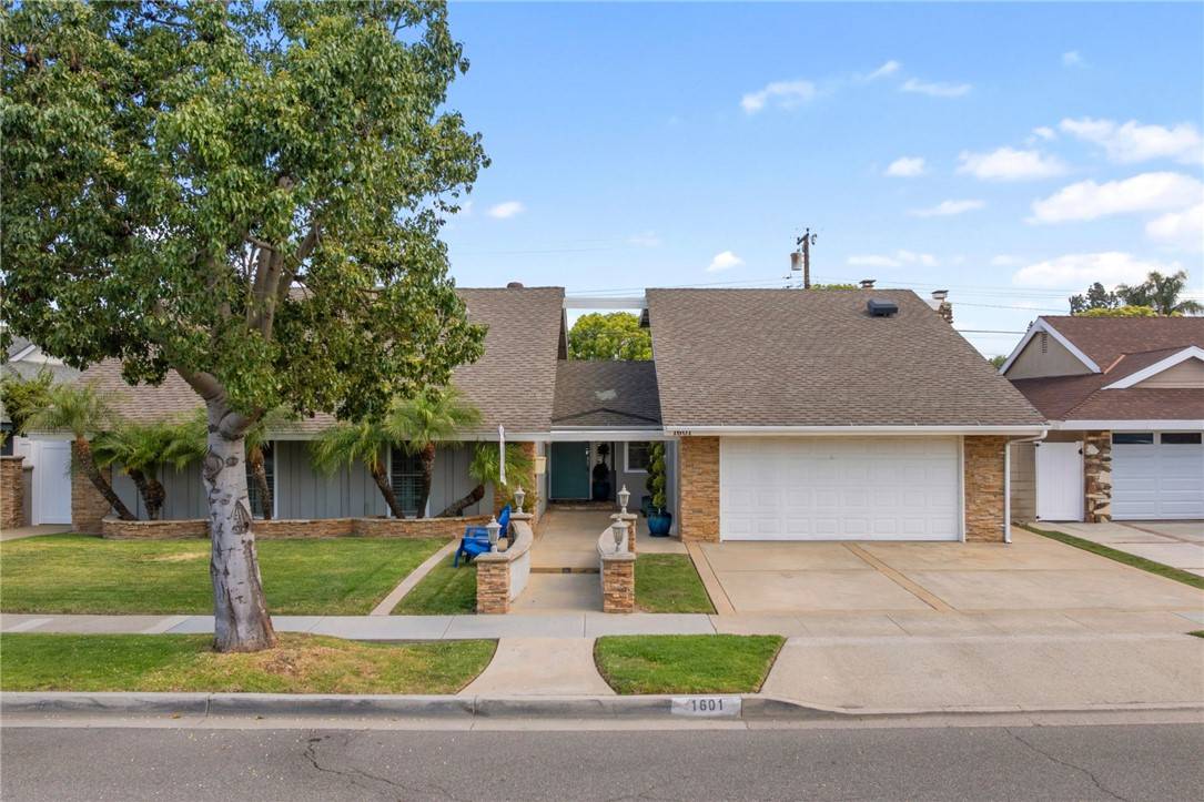 Santa Ana, CA 92705,1601 E 21st ST