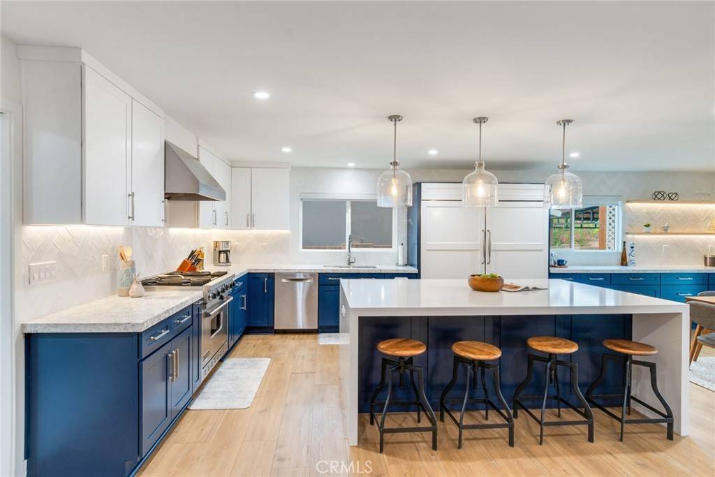 Tustin, CA 92780,15631 Pacific ST