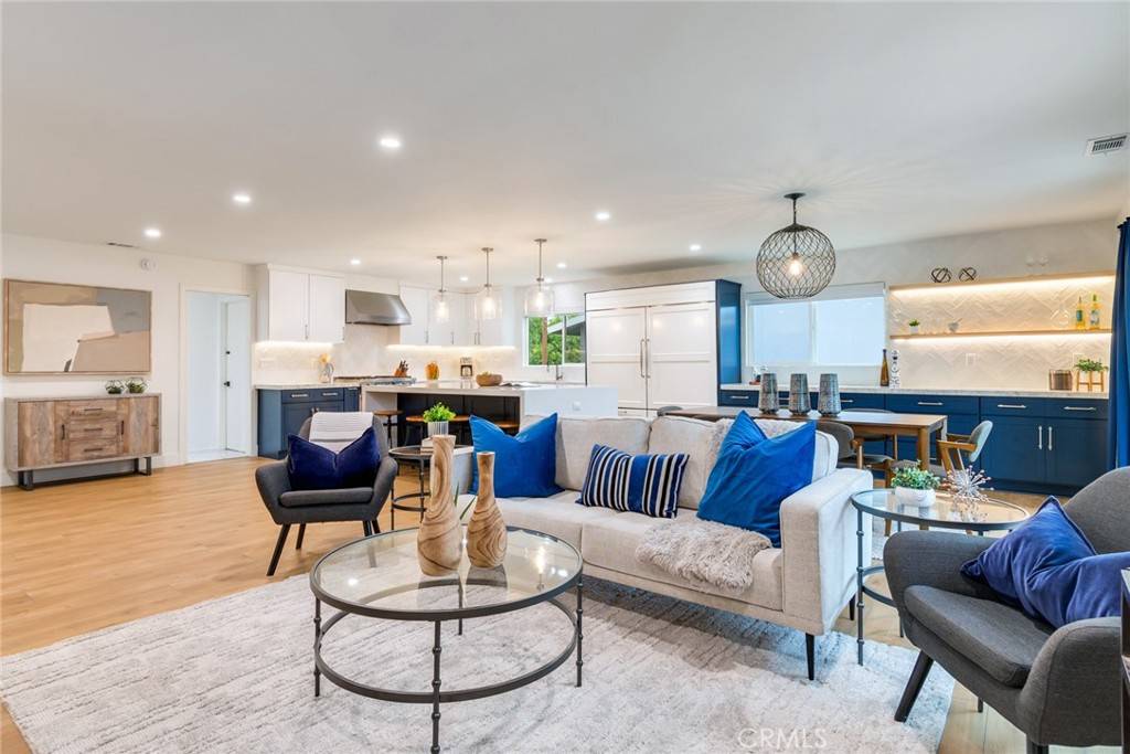 Tustin, CA 92780,15631 Pacific ST