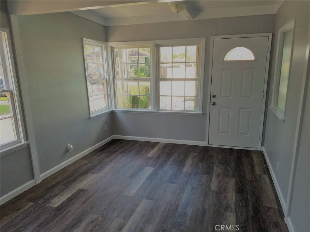 Fullerton, CA 92832,107 N Woods AVE