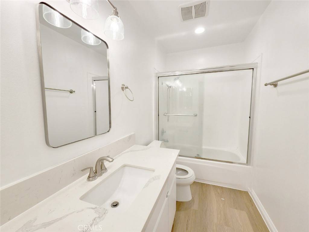 Buena Park, CA 90621,5592 Cajon AVE