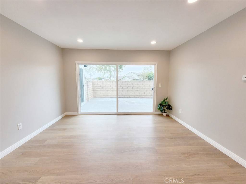 Buena Park, CA 90621,5592 Cajon AVE