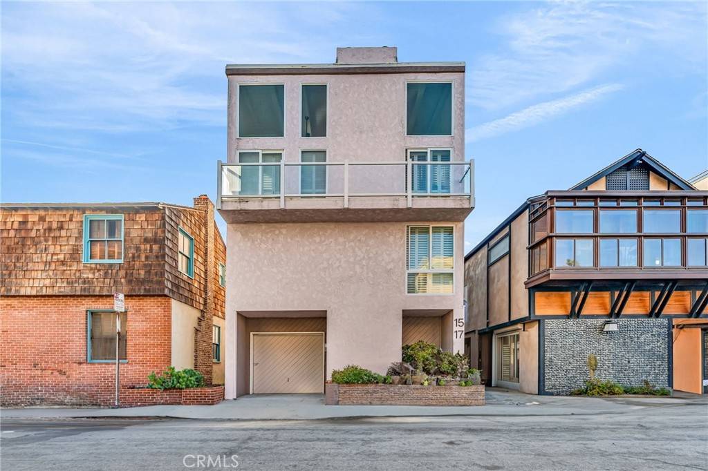 Long Beach, CA 90803,15 69th PL