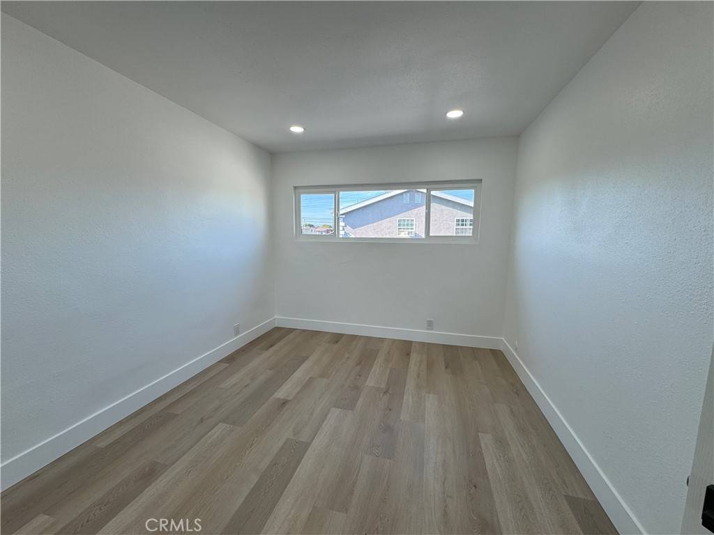 Los Angeles, CA 90002,9223 Compton AVE #9