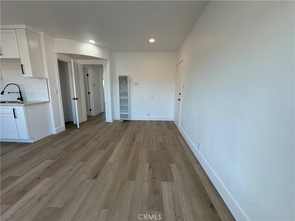 Los Angeles, CA 90002,9223 Compton AVE #9