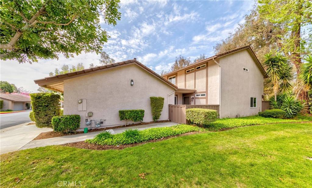 Fullerton, CA 92833,2660 Monterey PL
