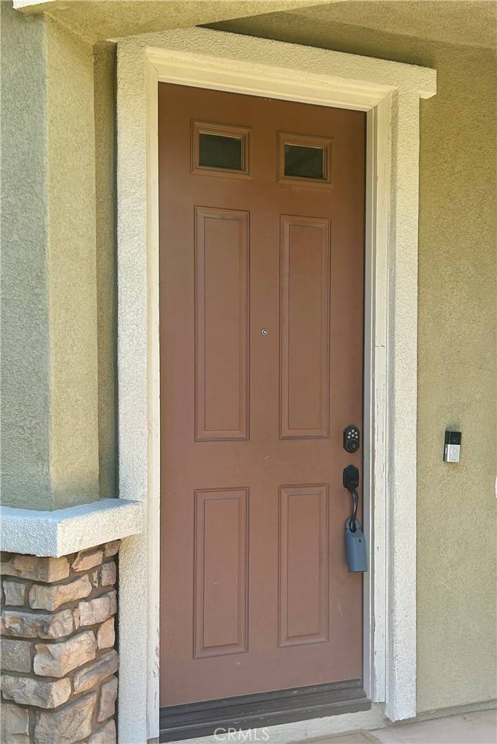 Fontana, CA 92336,6974 Canterra WAY