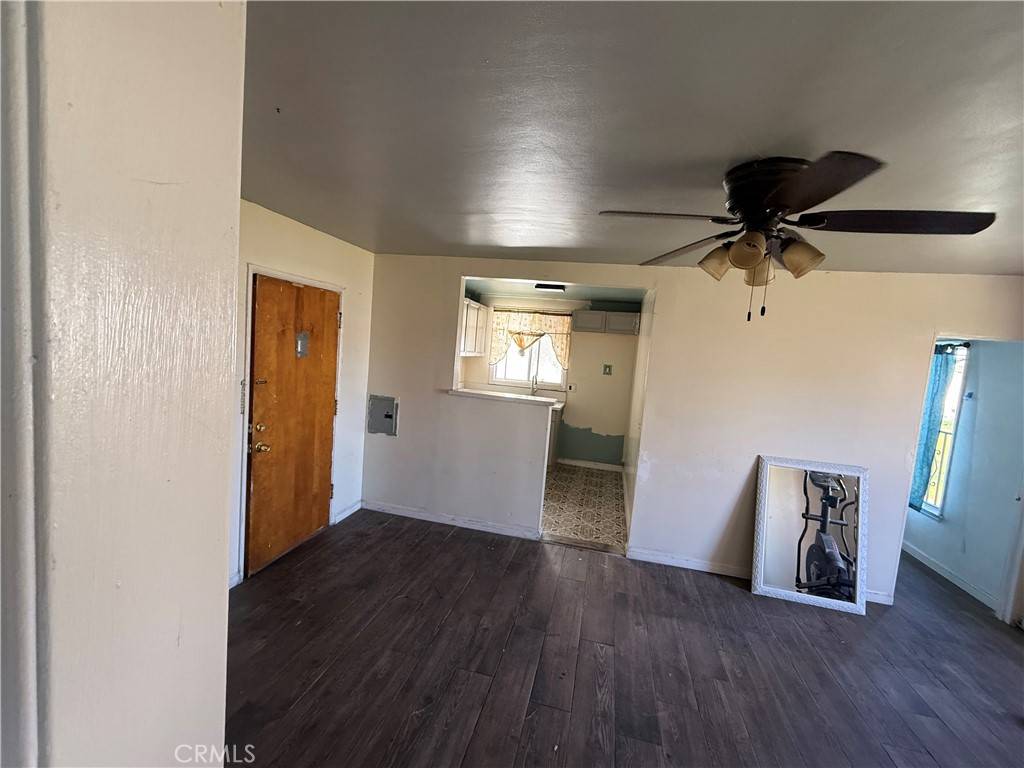 Long Beach, CA 90802,225 W 5th ST #16