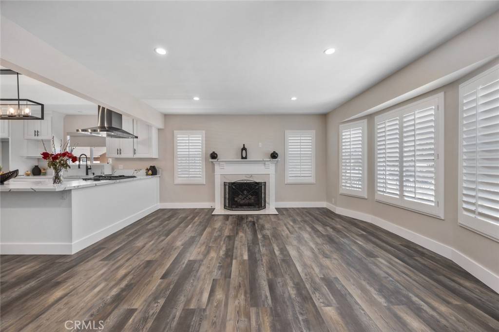 Lynwood, CA 90262,3330 Josephine ST