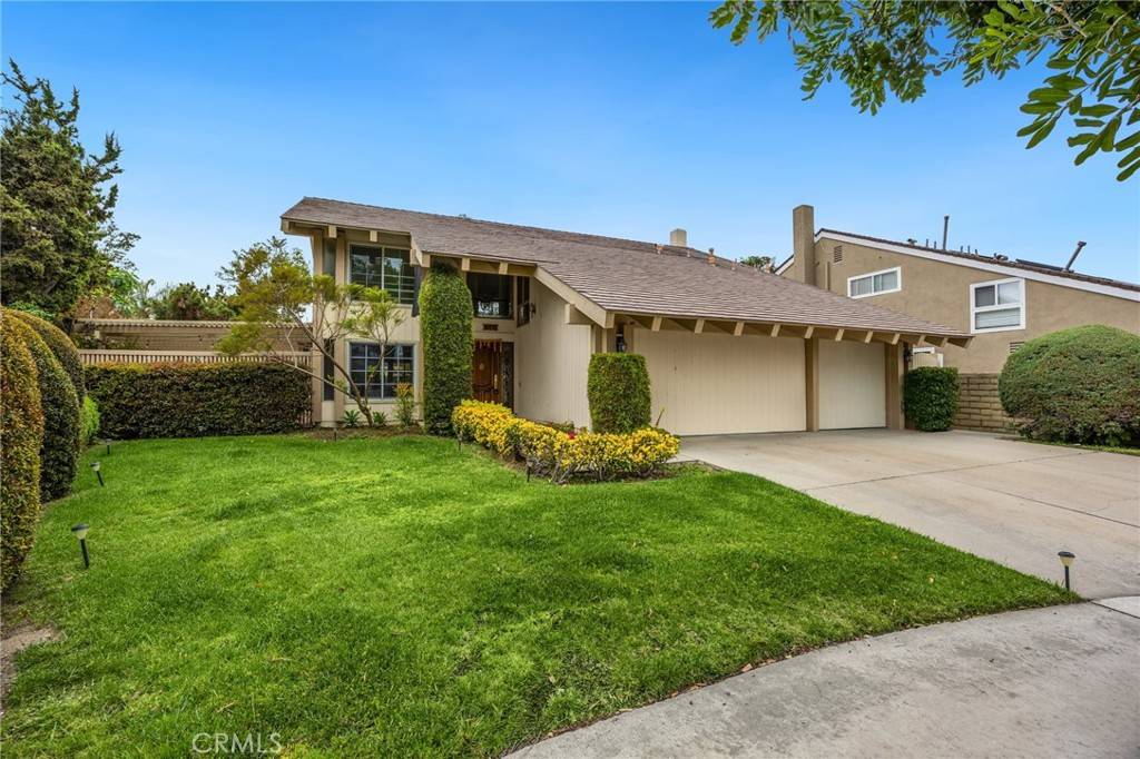 Irvine, CA 92620,4222 Escudero DR
