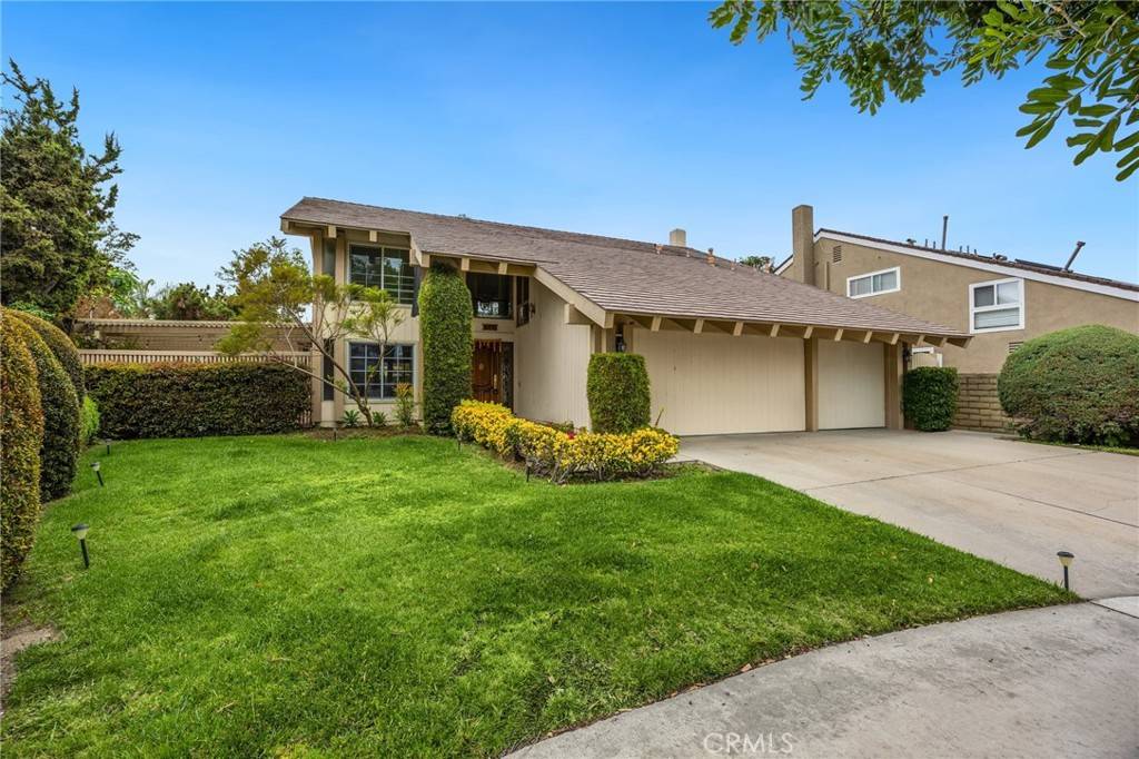 Irvine, CA 92620,4222 Escudero DR