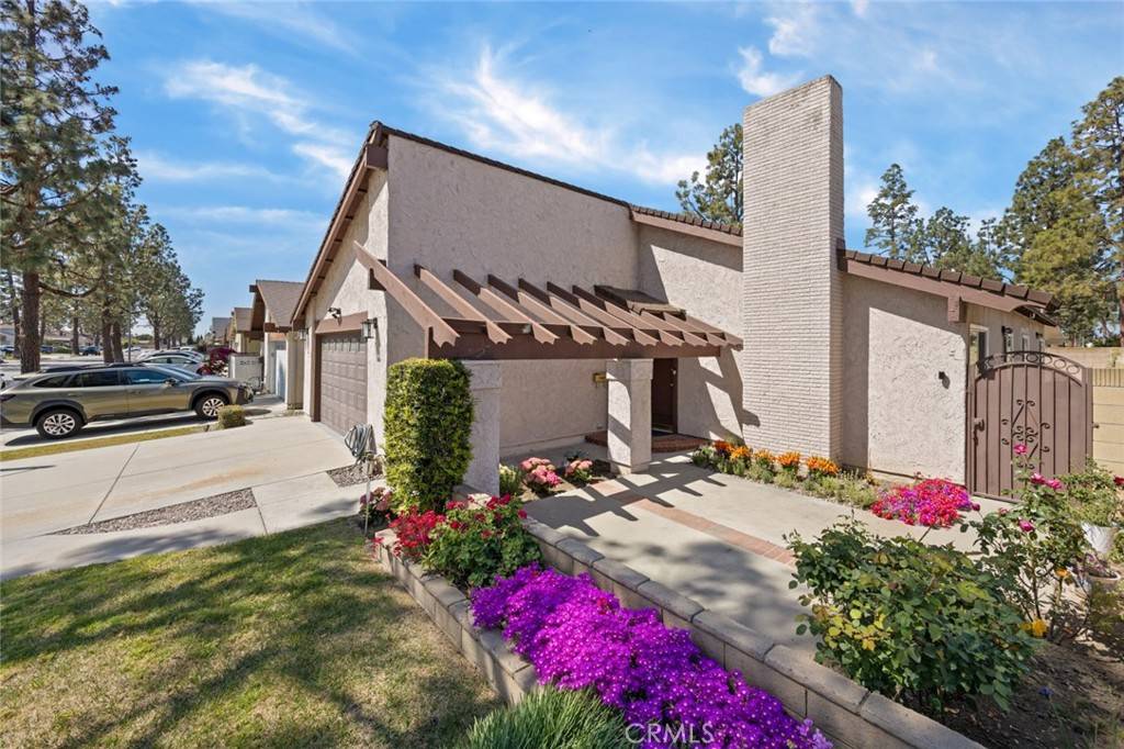 Cerritos, CA 90703,17111 Stowers AVE