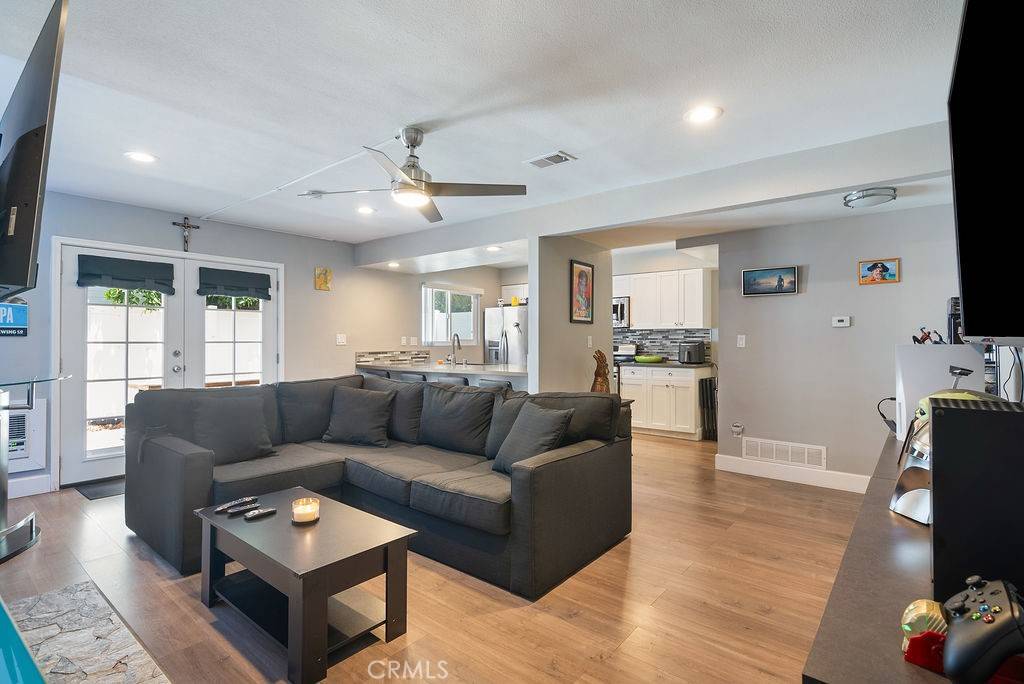Tustin, CA 92780,1192 Mitchell AVE #66