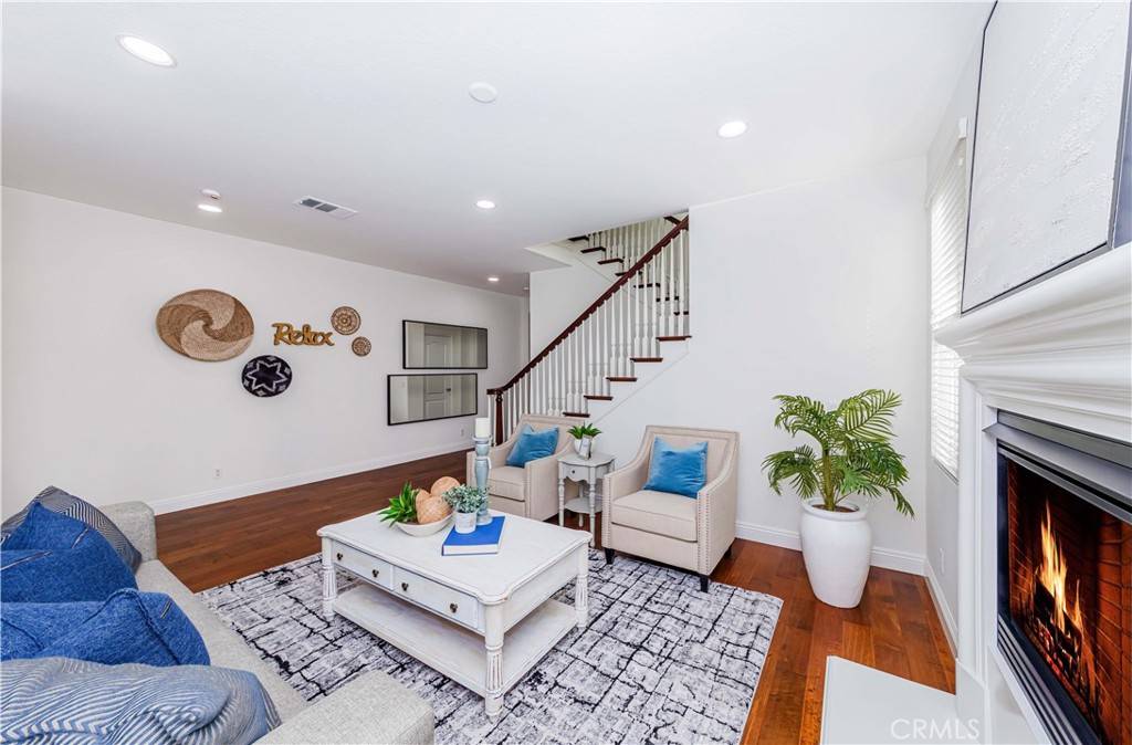 Ladera Ranch, CA 92694,5 Tango LN
