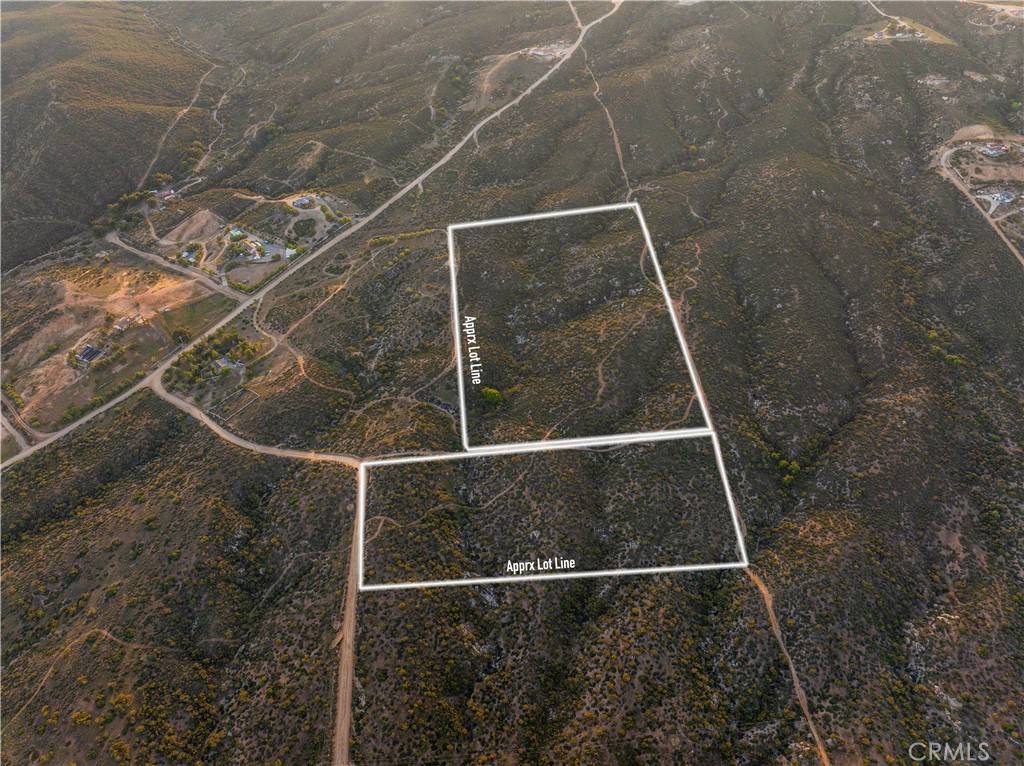 Hemet, CA 92544,0 El Pequito