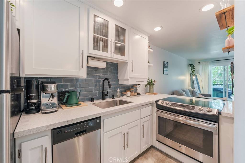 Long Beach, CA 90804,1600 Redondo AVE #4