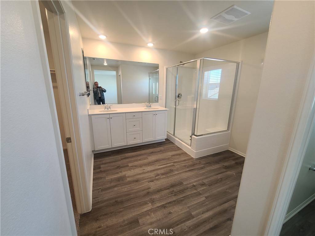 Victorville, CA 92394,15674 Santa Cruz CT