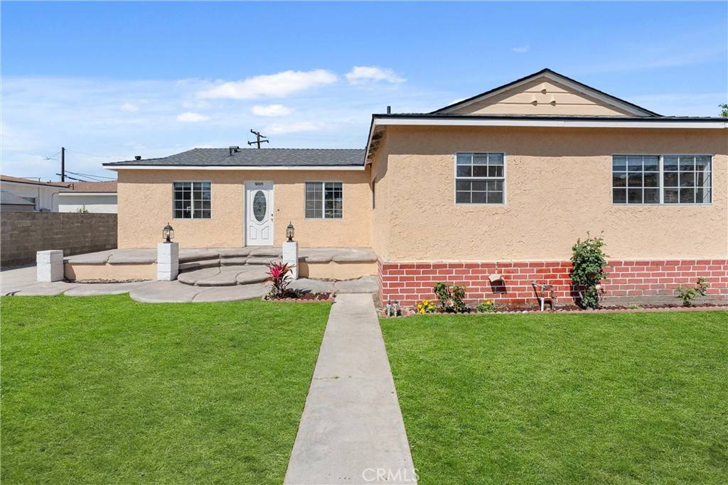 Garden Grove, CA 92840,12571 Buaro ST