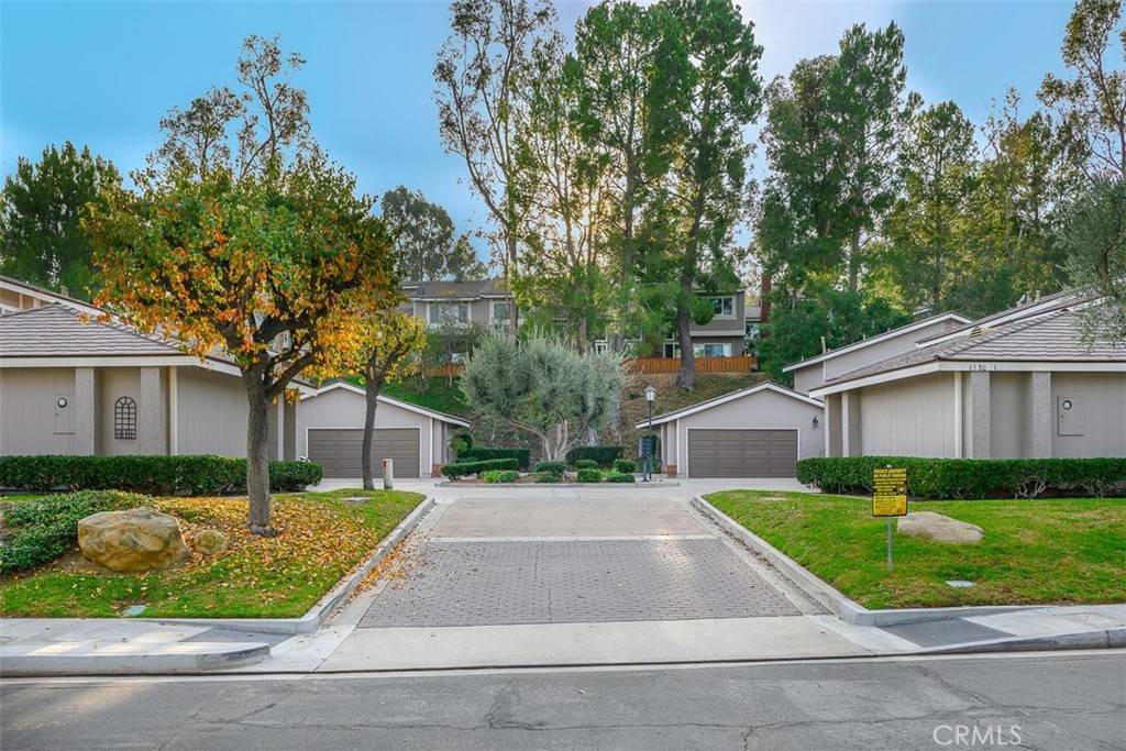 Anaheim Hills, CA 92807,6590 E Camino Vista #3