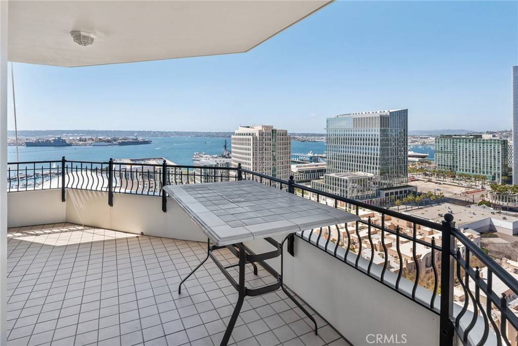 San Diego, CA 92101,700 W Harbor DR #2301