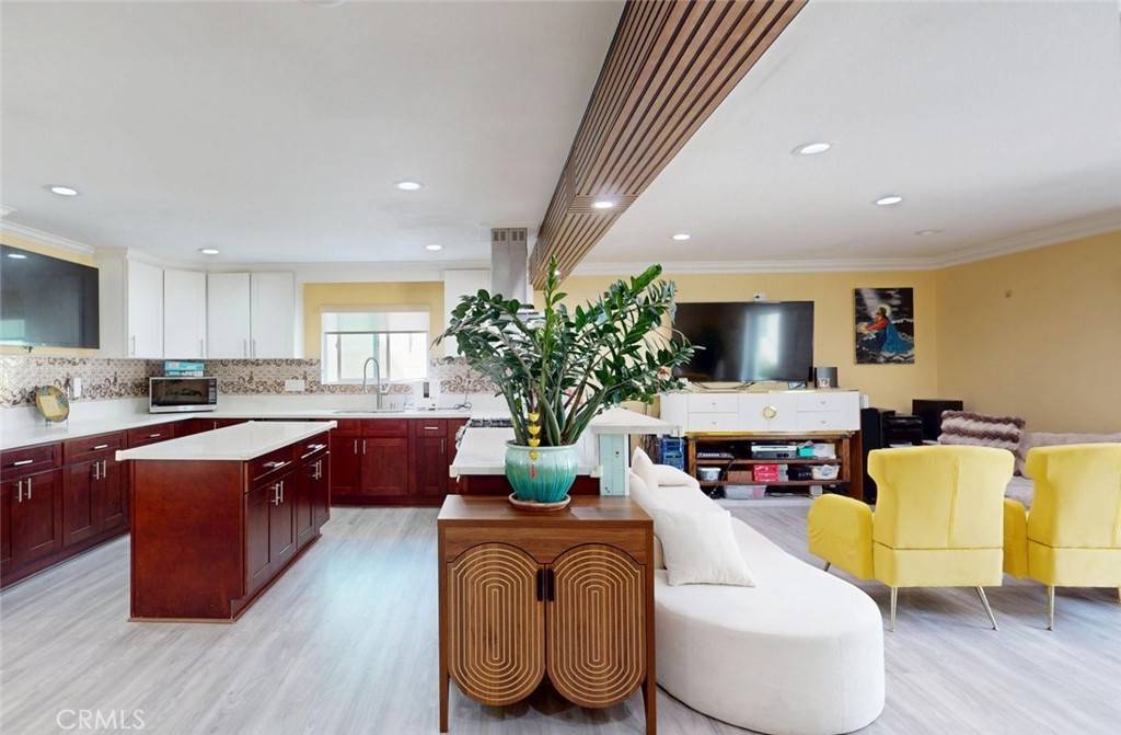 Fountain Valley, CA 92708,17232 Santa Barbara ST