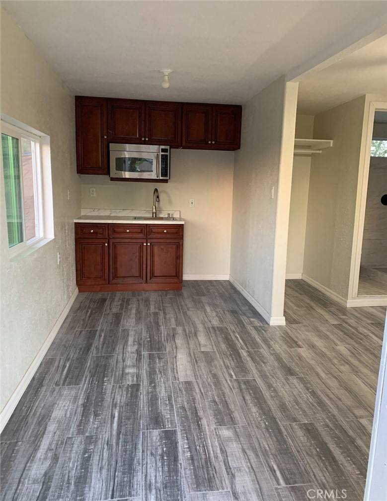 Perris, CA 92570,20415 Myron