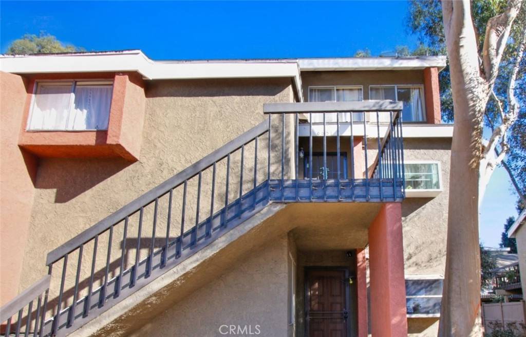 Paramount, CA 90723,6681 Caro ST