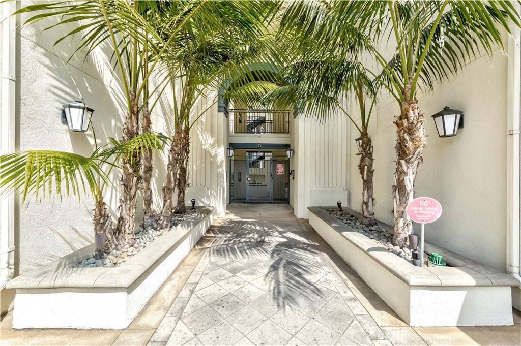 Playa Vista, CA 90094,12963 Runway RD #414