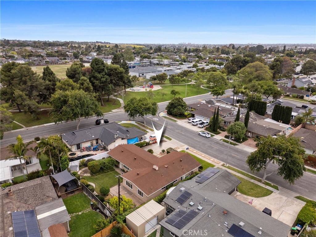Costa Mesa, CA 92626,2896 Baker Street