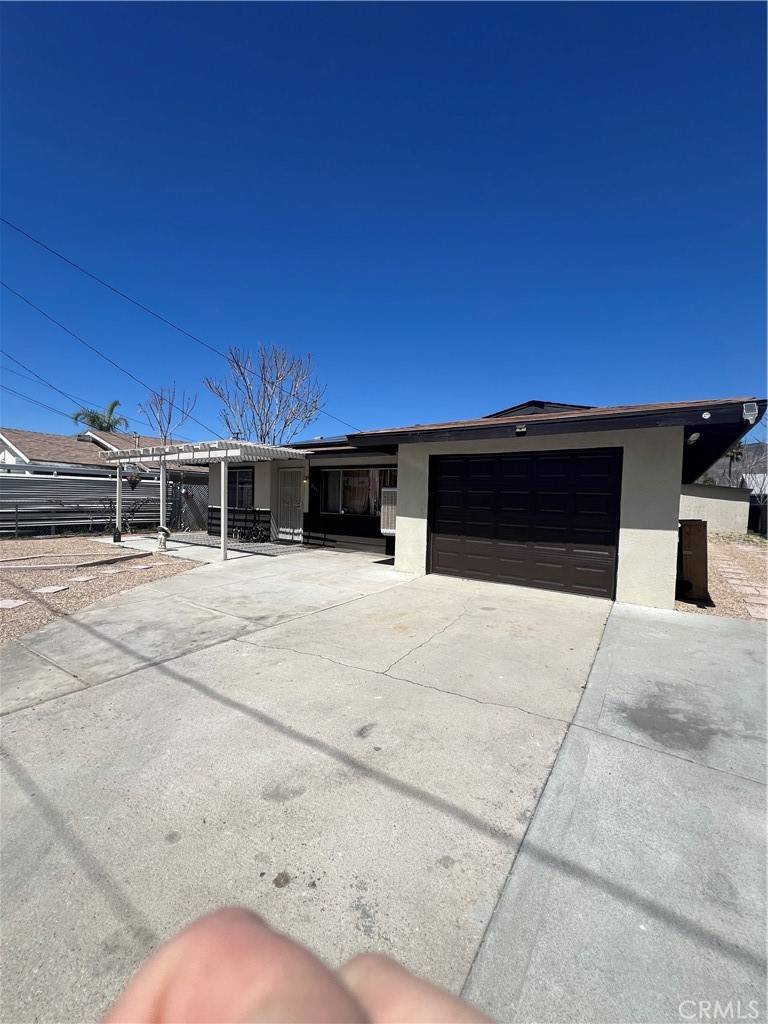 San Jacinto, CA 92583,255 W 6th ST