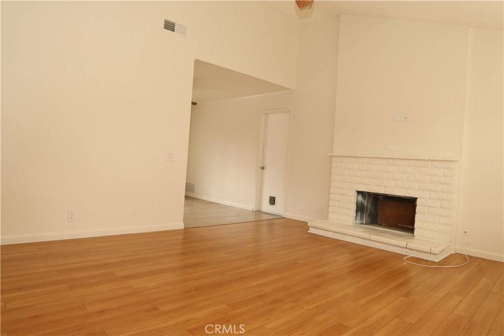 Orange, CA 92867,2049 E Mount Vernon AVE