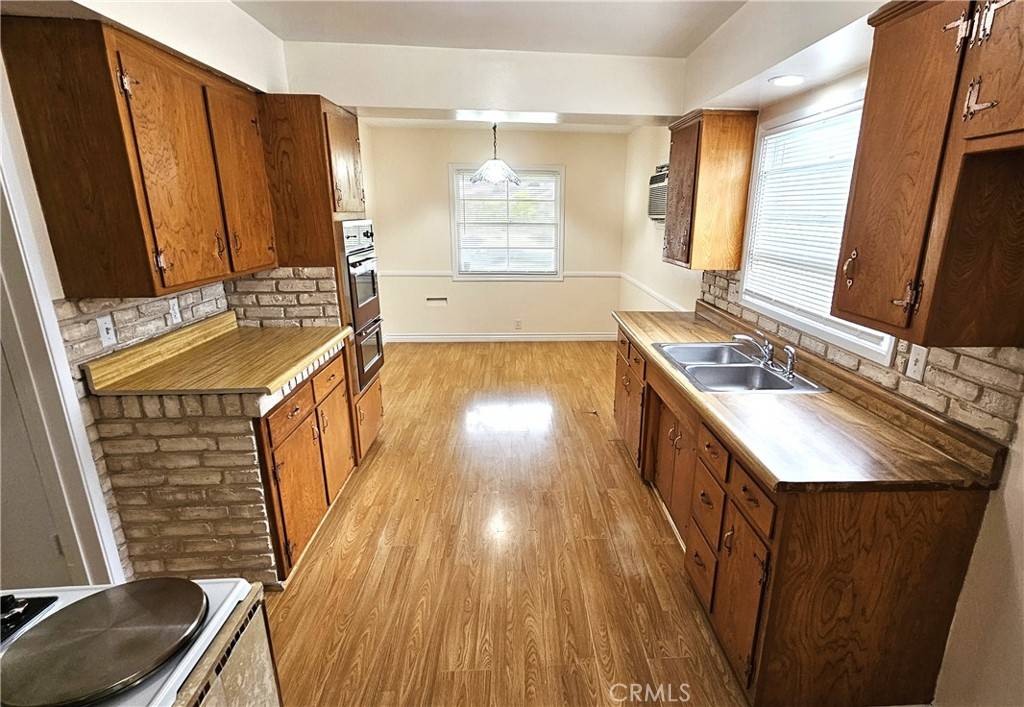 Glendora, CA 91741,1060 Newhill ST