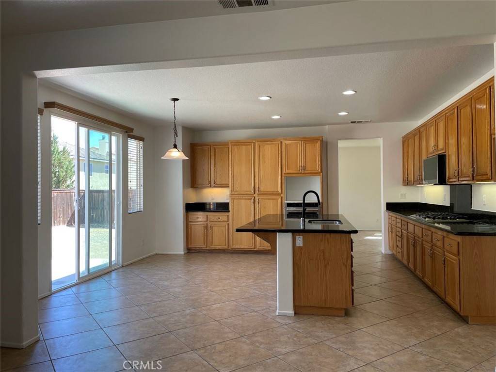 Victorville, CA 92392,12258 Tortuga ST