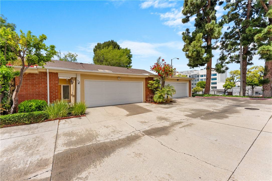 Inglewood, CA 90305,3500 W Manchester BLVD #170