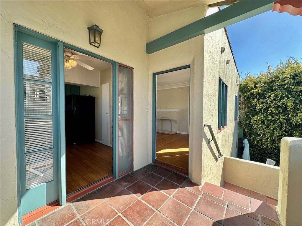 Long Beach, CA 90803,3521 E 2nd ST