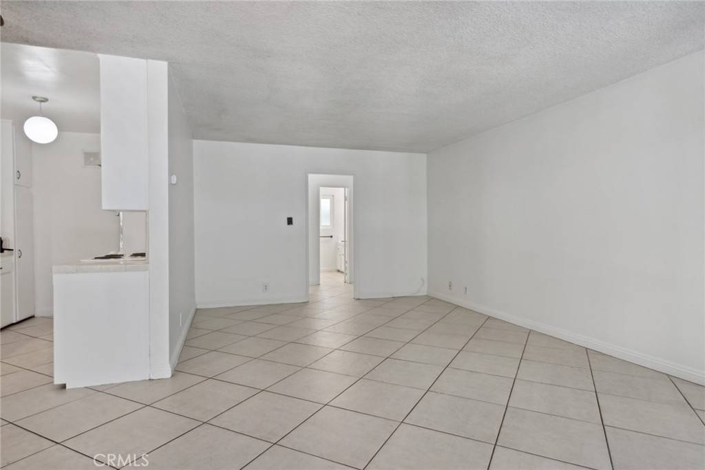 Long Beach, CA 90802,120 Alamitos AVE #10