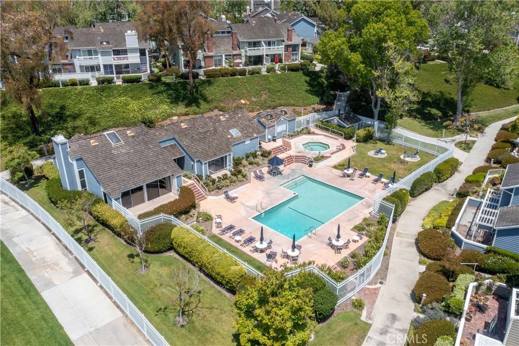 Long Beach, CA 90803,481 Kakkis DR #101