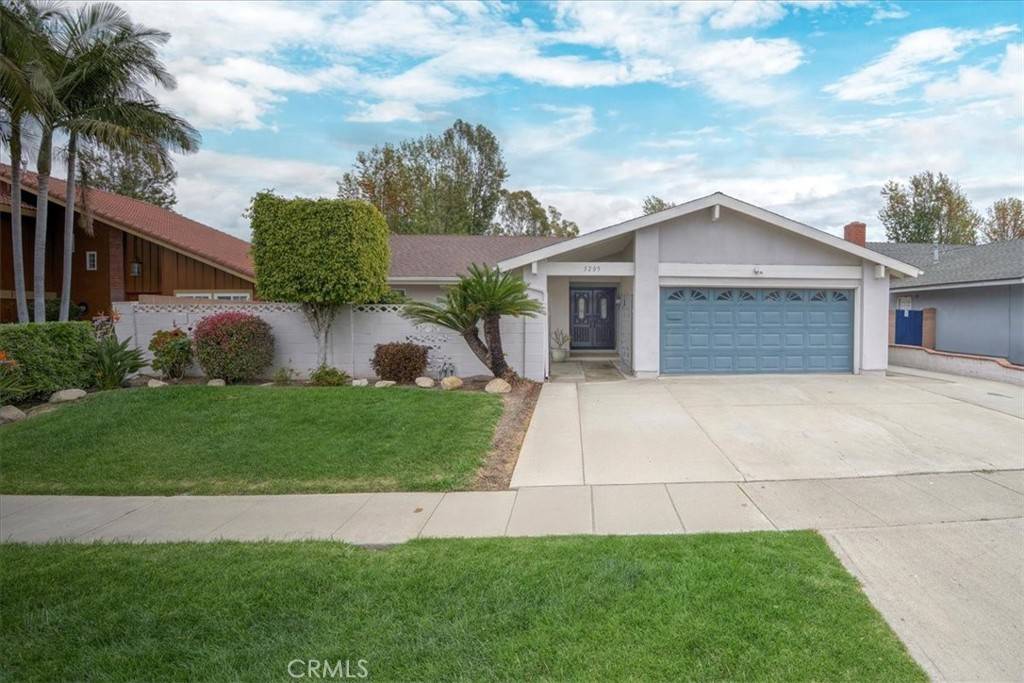 Santa Ana, CA 92707,3205 S Sycamore ST
