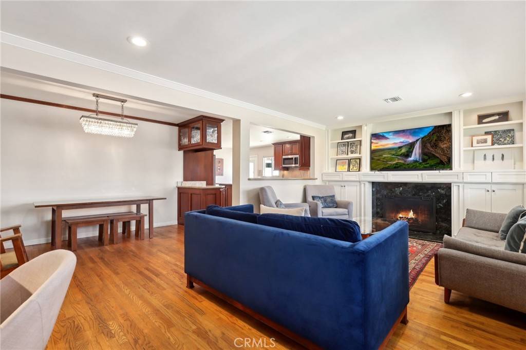 Whittier, CA 90605,14021 Valna DR