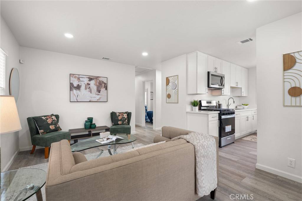 Long Beach, CA 90805,6060 Lime AVE