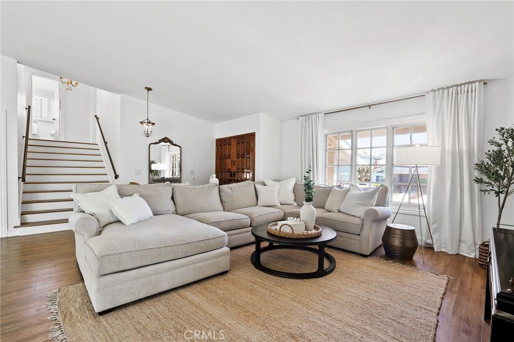 Seal Beach, CA 90740,4401 Hazelnut AVE