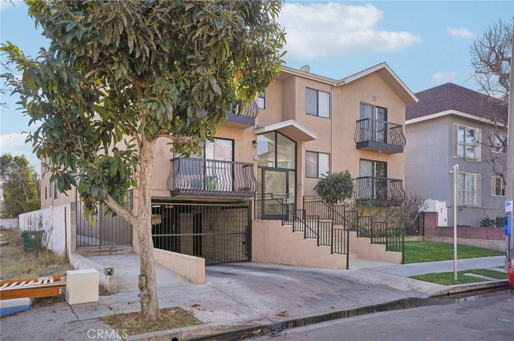 North Hollywood, CA 91601,10916 Huston ST #102