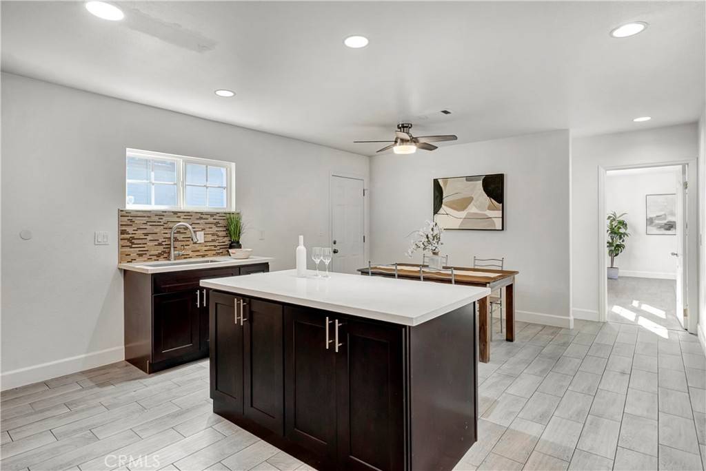 Long Beach, CA 90805,1640 E 64th ST