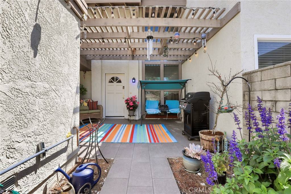 Anaheim, CA 92807,5548 East Vista Del Este