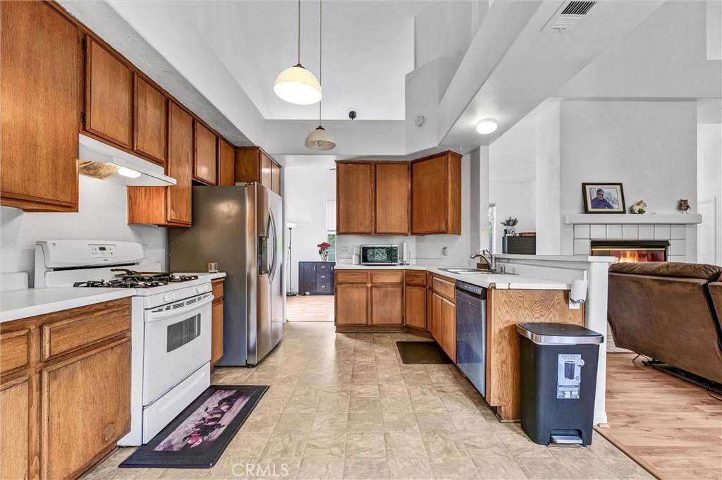 Whittier, CA 90606,6845 Shubin LN