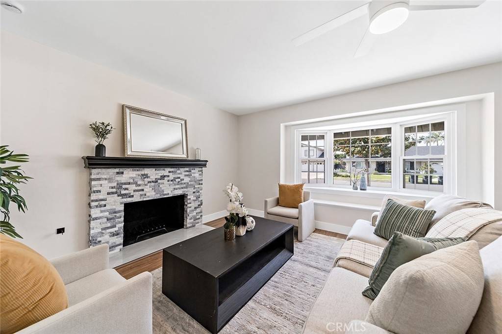 Orange, CA 92865,628 E Meadowbrook AVE