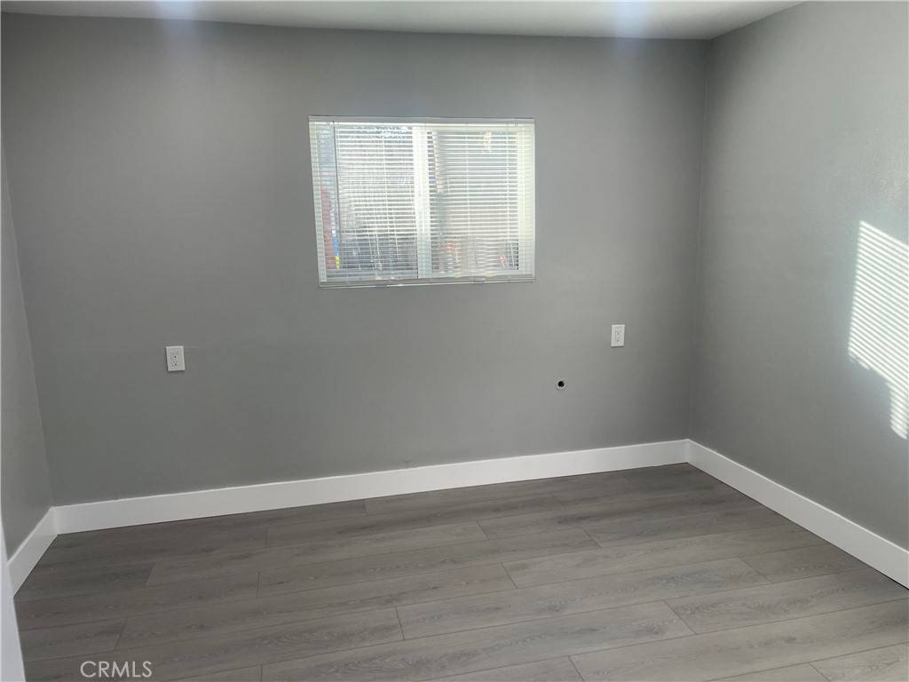 Santa Ana, CA 92703,5009 W 7th ST
