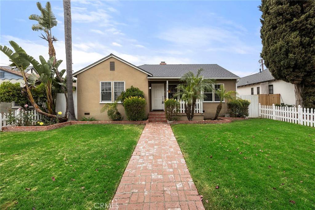 Fullerton, CA 92831,1229 Central AVE